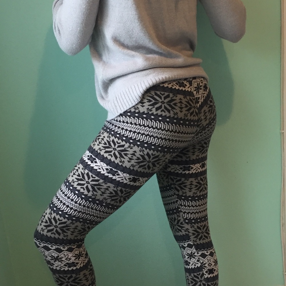 Snowflake Leggings
